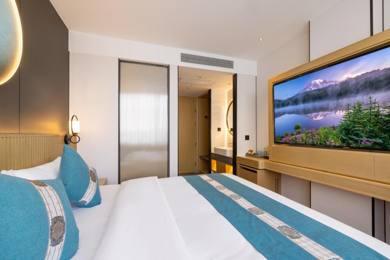 Hotel East Sacred - Very Close To The Drum Tower And Nanluoguxiang Houhai Bar Very Close To The Bird's Nest Water Cube