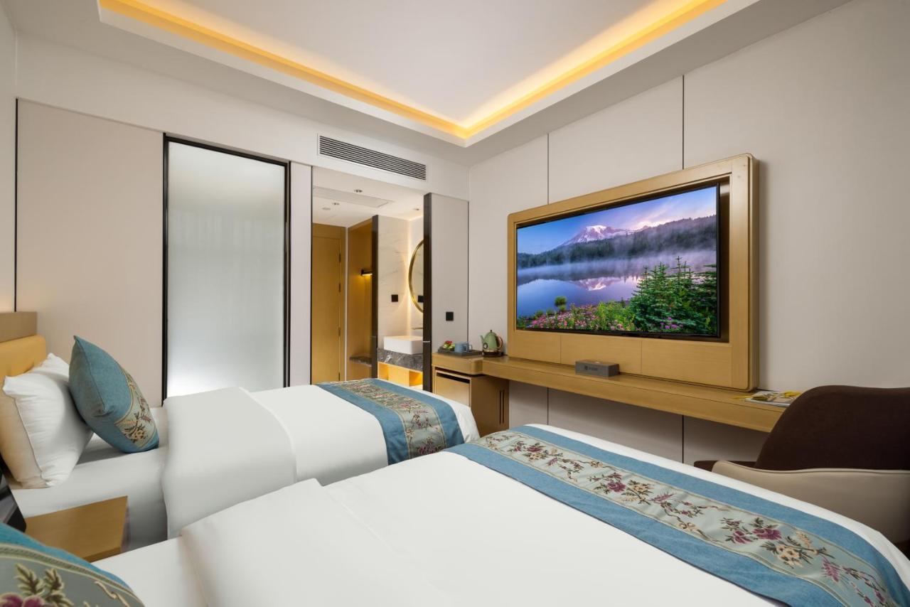 East Sacred - Very Close To The Drum Tower And Nanluoguxiang Houhai Bar Very Close To The Bird's Nest Water Cube Hotel